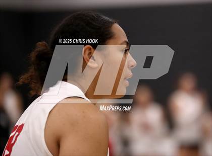 Thumbnail 2 in Tanque Verde vs. Orange Lutheran (Lancer Invitational) photogallery.