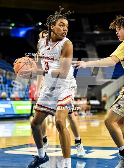 Thumbnail 1 in Orange Lutheran vs. St. Francis photogallery.
