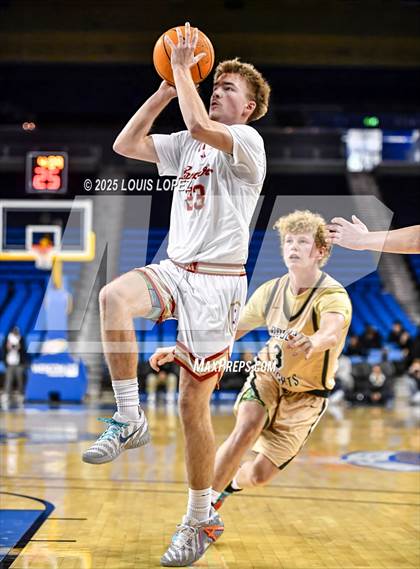 Thumbnail 2 in Orange Lutheran vs. St. Francis photogallery.