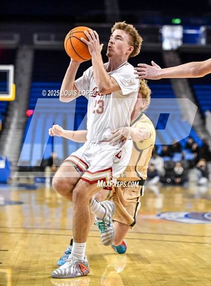 Thumbnail 1 in Orange Lutheran vs. St. Francis photogallery.