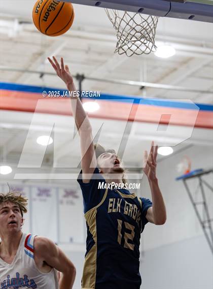 Thumbnail 2 in Elk Grove @ Hillsdale photogallery.