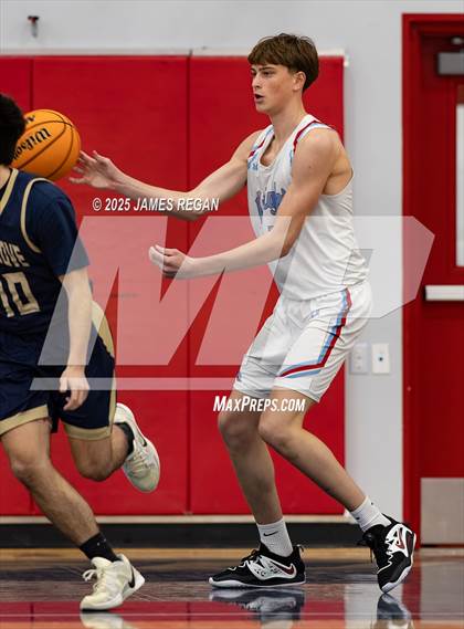 Thumbnail 2 in Elk Grove @ Hillsdale photogallery.
