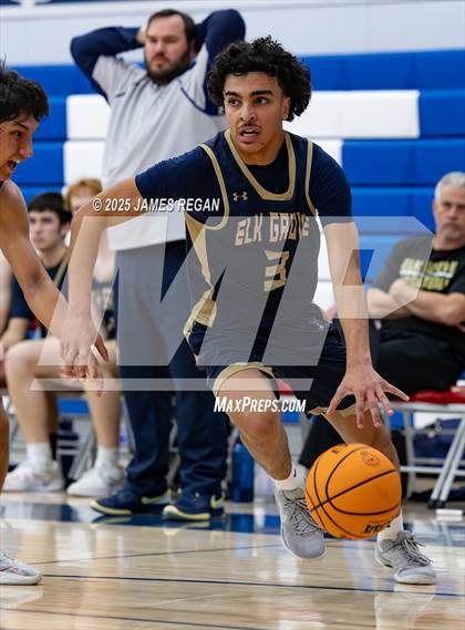Thumbnail 2 in Elk Grove @ Hillsdale photogallery.