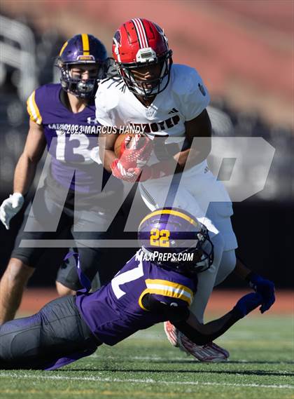 Thumbnail 1 in Roman Catholic vs. Imhotep Charter (PIAA 5A Round 1) photogallery.