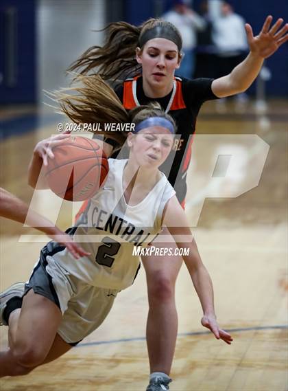 Thumbnail 3 in Jersey Shore vs Central Columbia (PIAA District IV Class AAAA Championship) photogallery.