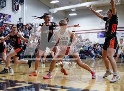 Thumbnail 3 in Jersey Shore vs Central Columbia (PIAA District IV Class AAAA Championship) photogallery.