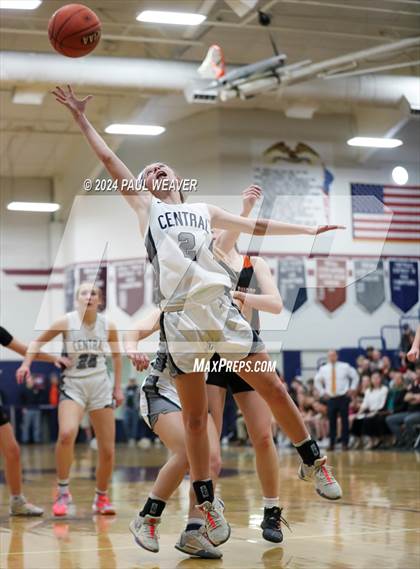 Thumbnail 1 in Jersey Shore vs Central Columbia (PIAA District IV Class AAAA Championship) photogallery.