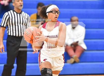 Thumbnail 3 in Destrehan vs Cabrini (Ursuline Tournament) photogallery.