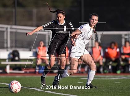 Thumbnail 3 in Menlo-Atherton vs. Piedmont Hills (CIF CCS D1 Playoff) photogallery.