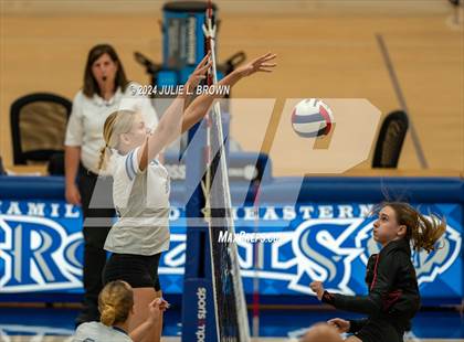 Thumbnail 2 in Hamilton Southeastern vs McCutcheon (HSE Round Robin Tourney) photogallery.