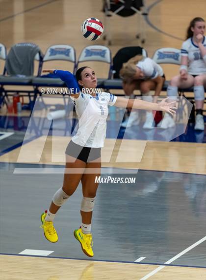 Thumbnail 1 in Hamilton Southeastern vs McCutcheon (HSE Round Robin Tourney) photogallery.