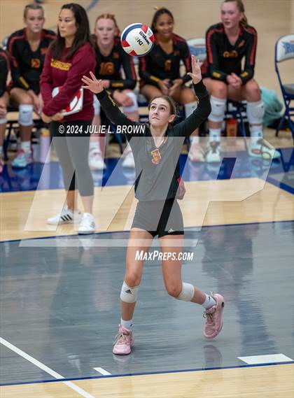 Thumbnail 1 in Hamilton Southeastern vs McCutcheon (HSE Round Robin Tourney) photogallery.