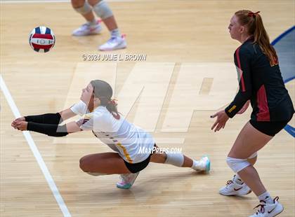 Thumbnail 1 in Hamilton Southeastern vs McCutcheon (HSE Round Robin Tourney) photogallery.