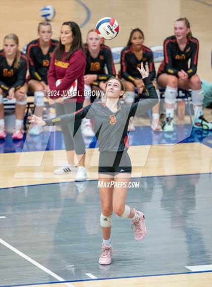 Thumbnail 1 in Hamilton Southeastern vs McCutcheon (HSE Round Robin Tourney) photogallery.