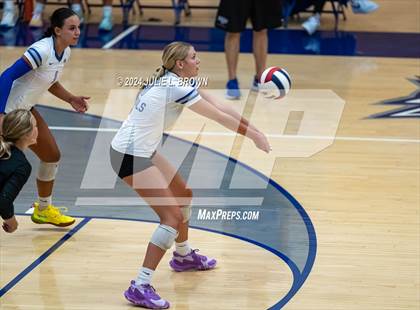Thumbnail 2 in Hamilton Southeastern vs McCutcheon (HSE Round Robin Tourney) photogallery.