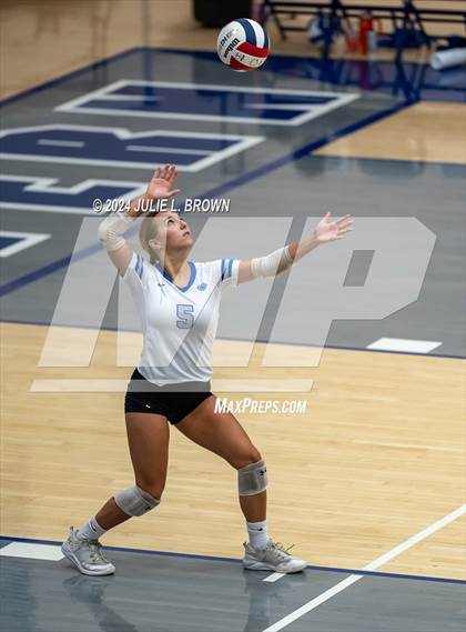 Thumbnail 2 in Hamilton Southeastern vs McCutcheon (HSE Round Robin Tourney) photogallery.