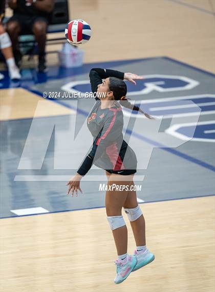 Thumbnail 1 in Hamilton Southeastern vs McCutcheon (HSE Round Robin Tourney) photogallery.