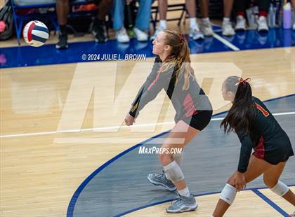 Thumbnail 2 in Hamilton Southeastern vs McCutcheon (HSE Round Robin Tourney) photogallery.