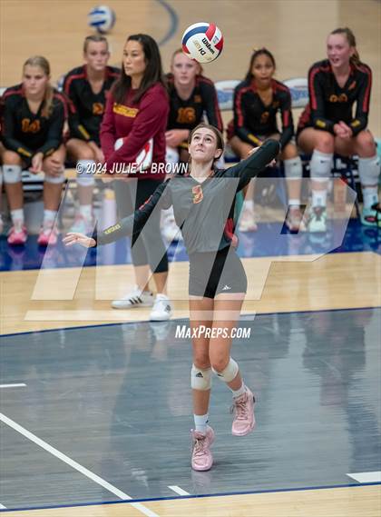 Thumbnail 2 in Hamilton Southeastern vs McCutcheon (HSE Round Robin Tourney) photogallery.