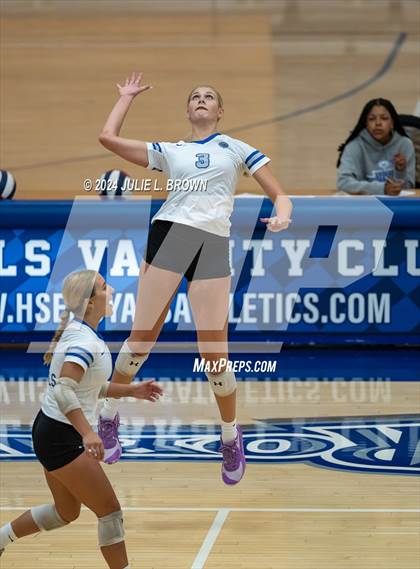 Thumbnail 1 in Hamilton Southeastern vs McCutcheon (HSE Round Robin Tourney) photogallery.
