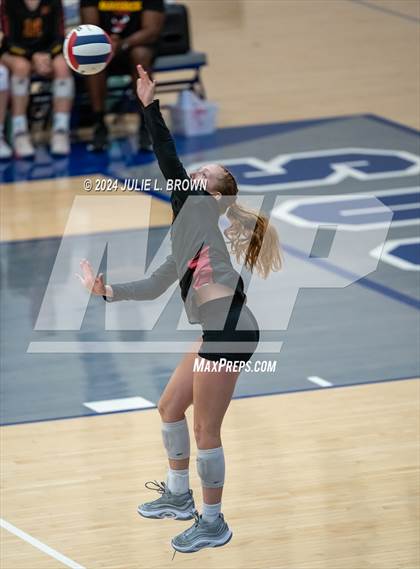 Thumbnail 1 in Hamilton Southeastern vs McCutcheon (HSE Round Robin Tourney) photogallery.