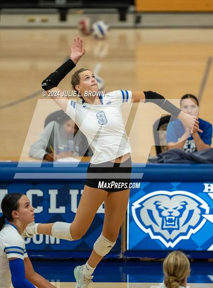 Thumbnail 2 in Hamilton Southeastern vs McCutcheon (HSE Round Robin Tourney) photogallery.