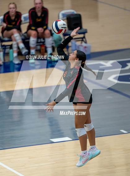 Thumbnail 3 in Hamilton Southeastern vs McCutcheon (HSE Round Robin Tourney) photogallery.