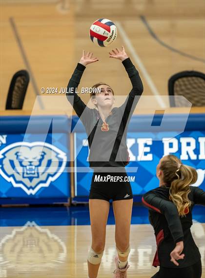 Thumbnail 2 in Hamilton Southeastern vs McCutcheon (HSE Round Robin Tourney) photogallery.