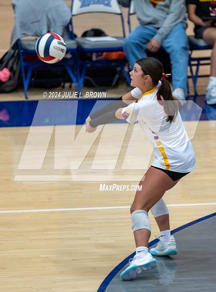 Thumbnail 3 in Hamilton Southeastern vs McCutcheon (HSE Round Robin Tourney) photogallery.