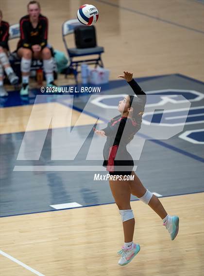 Thumbnail 2 in Hamilton Southeastern vs McCutcheon (HSE Round Robin Tourney) photogallery.