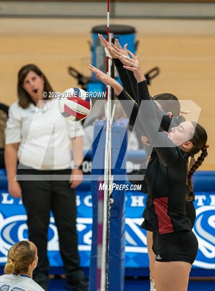Thumbnail 1 in Hamilton Southeastern vs McCutcheon (HSE Round Robin Tourney) photogallery.