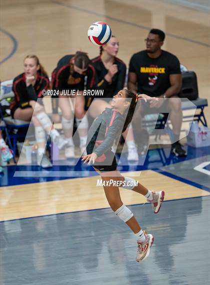 Thumbnail 3 in Hamilton Southeastern vs McCutcheon (HSE Round Robin Tourney) photogallery.