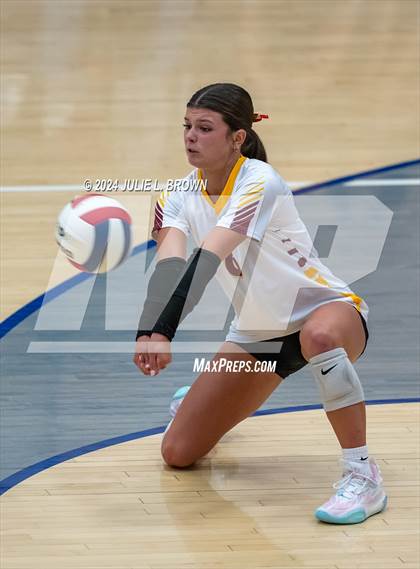 Thumbnail 1 in Hamilton Southeastern vs McCutcheon (HSE Round Robin Tourney) photogallery.