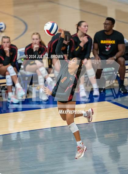 Thumbnail 3 in Hamilton Southeastern vs McCutcheon (HSE Round Robin Tourney) photogallery.