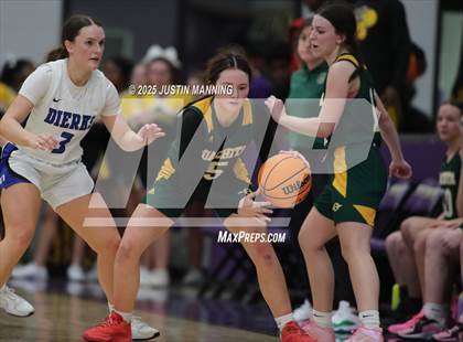 Thumbnail 3 in Dierks vs. Ouachita (AAA 2A-4 Regional First Round) photogallery.