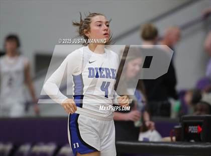 Thumbnail 3 in Dierks vs. Ouachita (AAA 2A-4 Regional First Round) photogallery.