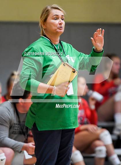 Thumbnail 1 in Fort Myers vs. Mira Costa (NIKE Tournament of Champions) photogallery.