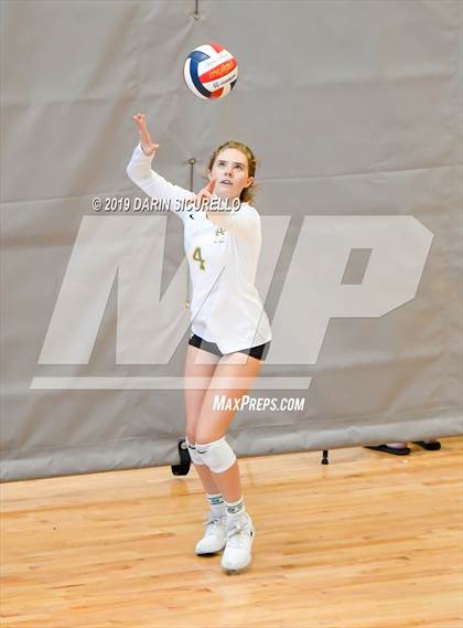 Thumbnail 1 in Fort Myers vs. Mira Costa (NIKE Tournament of Champions) photogallery.