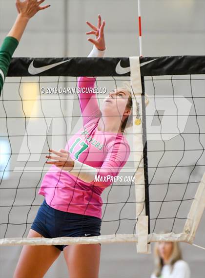 Thumbnail 3 in Fort Myers vs. Mira Costa (NIKE Tournament of Champions) photogallery.