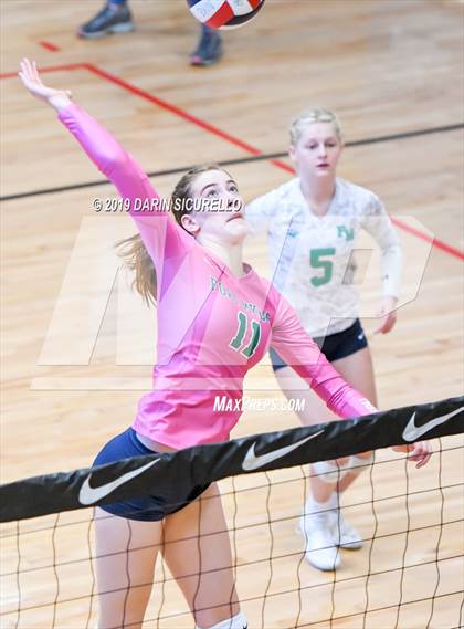 Thumbnail 1 in Fort Myers vs. Mira Costa (NIKE Tournament of Champions) photogallery.