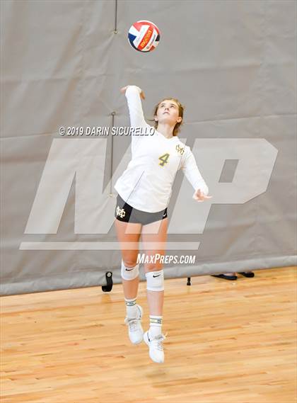 Thumbnail 1 in Fort Myers vs. Mira Costa (NIKE Tournament of Champions) photogallery.