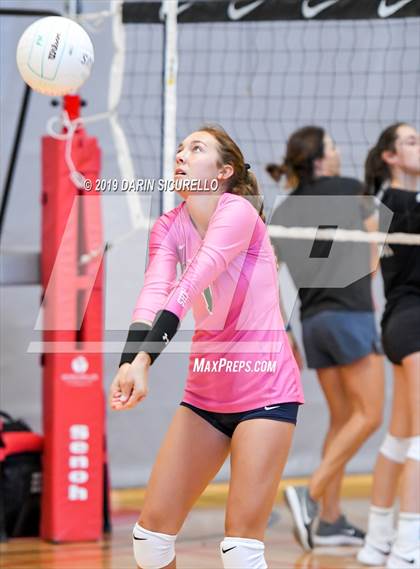 Thumbnail 3 in Fort Myers vs. Mira Costa (NIKE Tournament of Champions) photogallery.