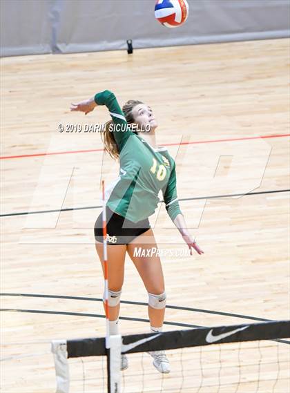 Thumbnail 2 in Fort Myers vs. Mira Costa (NIKE Tournament of Champions) photogallery.