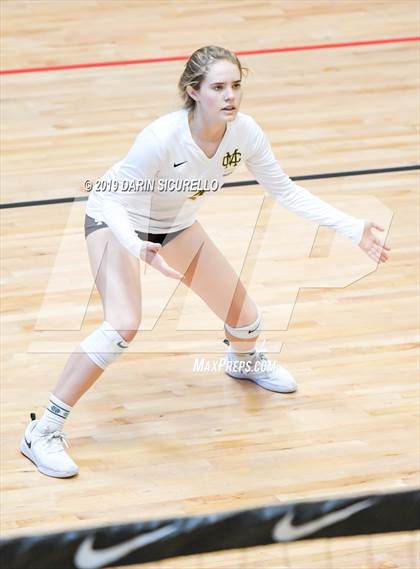 Thumbnail 2 in Fort Myers vs. Mira Costa (NIKE Tournament of Champions) photogallery.