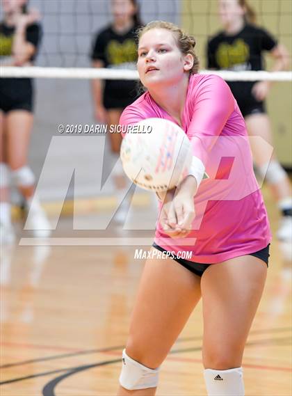 Thumbnail 2 in Fort Myers vs. Mira Costa (NIKE Tournament of Champions) photogallery.
