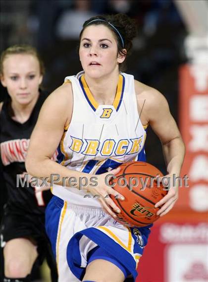 Thumbnail 1 in Brock vs. Winnsboro (UIL 2A Final) photogallery.