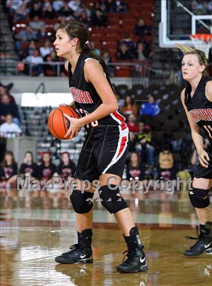 Thumbnail 3 in Brock vs. Winnsboro (UIL 2A Final) photogallery.