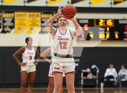 Thumbnail 1 in Terre Haute North Vigo vs. Terre Haute South Vigo (IHSAA 4A Sectional 12 Semifinal) photogallery.