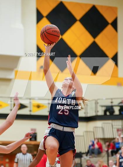 Thumbnail 3 in Terre Haute North Vigo vs. Terre Haute South Vigo (IHSAA 4A Sectional 12 Semifinal) photogallery.