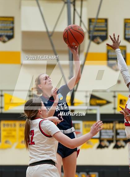 Thumbnail 2 in Terre Haute North Vigo vs. Terre Haute South Vigo (IHSAA 4A Sectional 12 Semifinal) photogallery.
